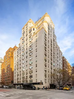 $2,295,000 | 135 East 83rd Street, Unit 14B | Upper East Side