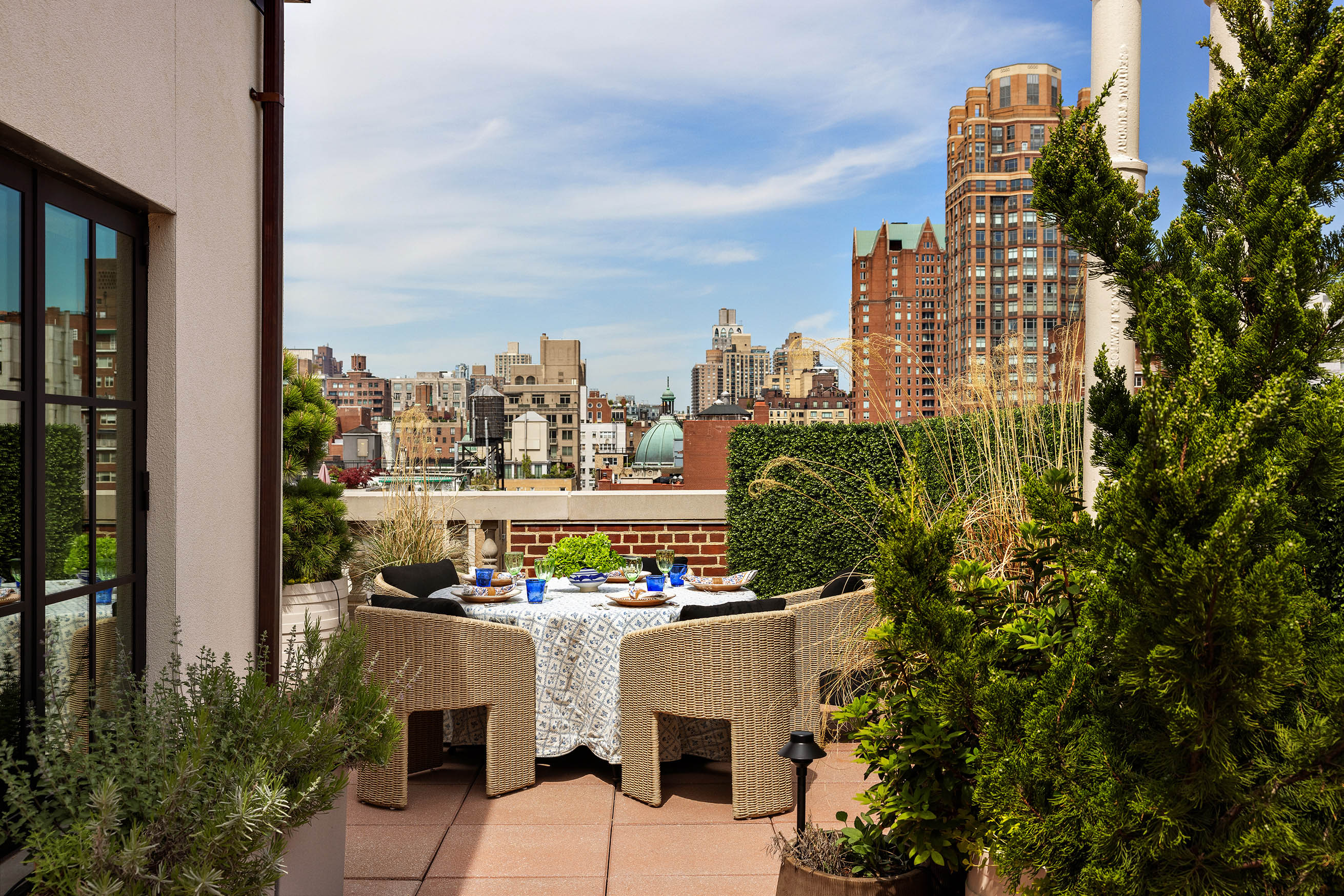 150 East 73rd Street, Unit PH Manhattan, NY 10021 - Photo 25 of 29 a view of outdoor space with city view