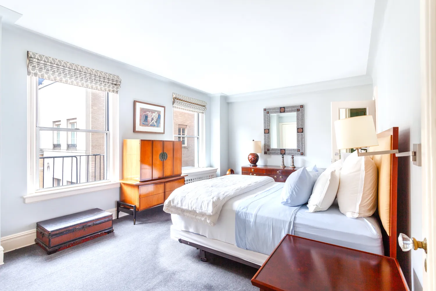 $2,900,000 | 8 East 96th Street, Unit 7C | Upper East Side