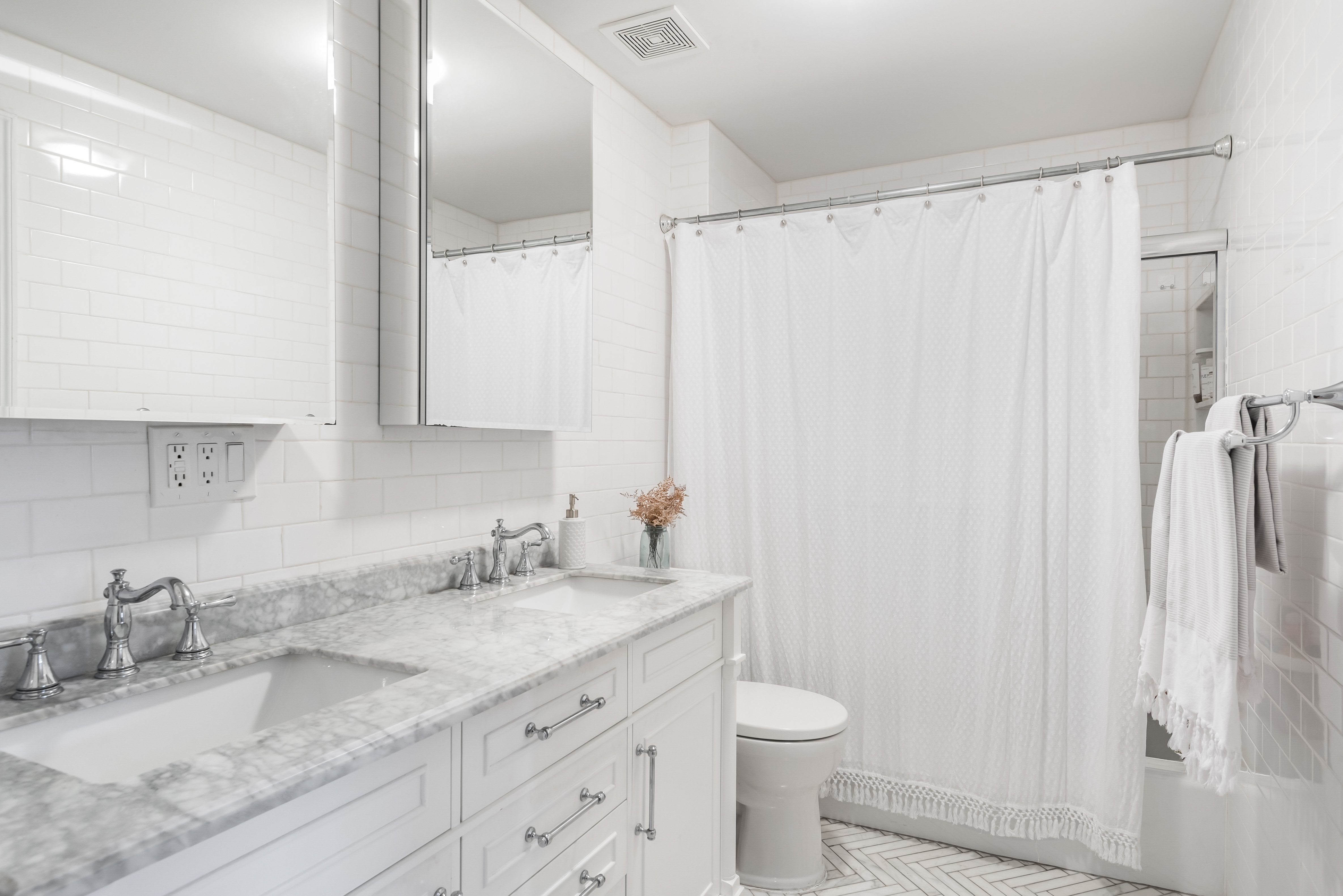 170 Broadway, Unit 4A Brooklyn, NY 11211 - Photo 7 of 9