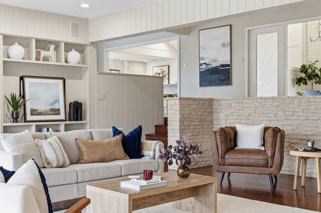 718 Bermuda Street Lakeway, TX 78734 - Photo 13 of 40