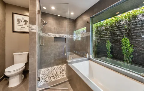 $2,049,000 | 6006 Wooster Avenue, Los Angeles, CA 90056