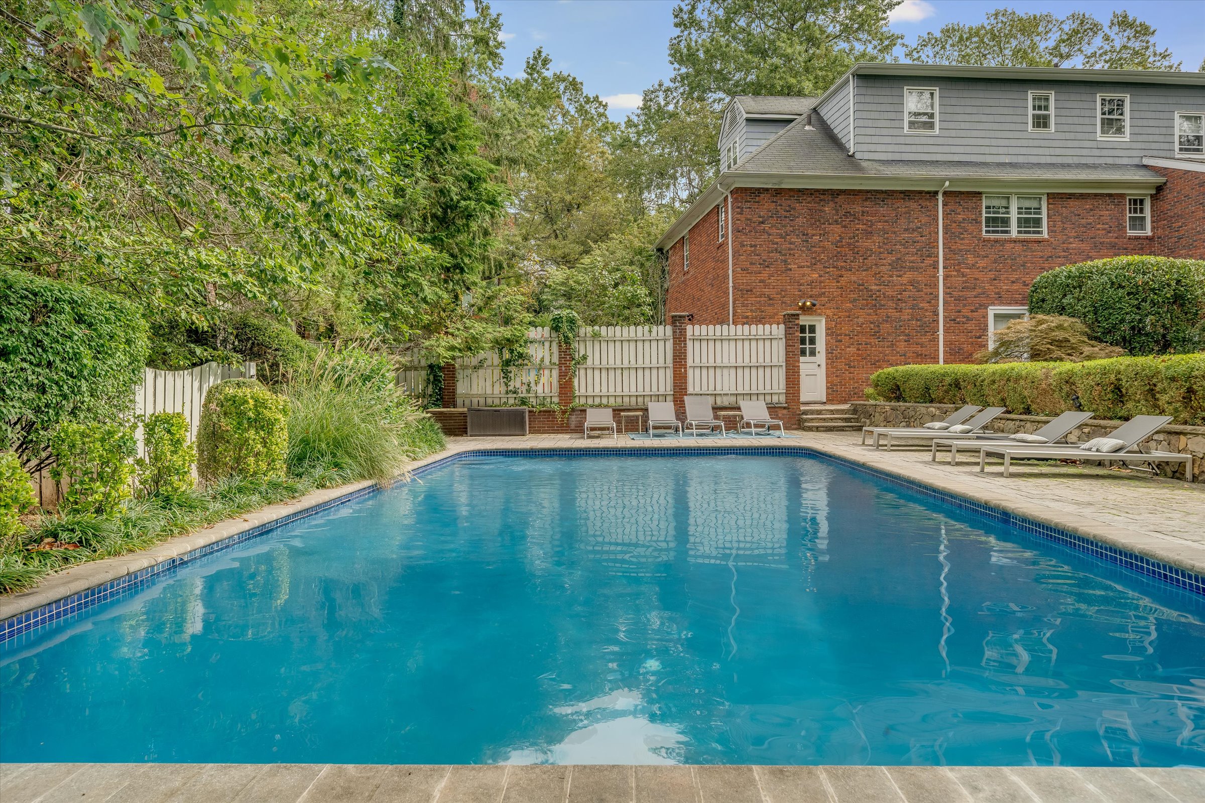 57 Mohawk Road Short Hills, NJ 07078 - Photo 9 of 20