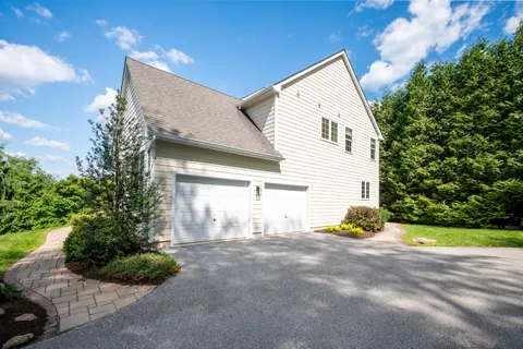 $905,000 | 104 Pennfield Drive, Kennett Square, PA 19348