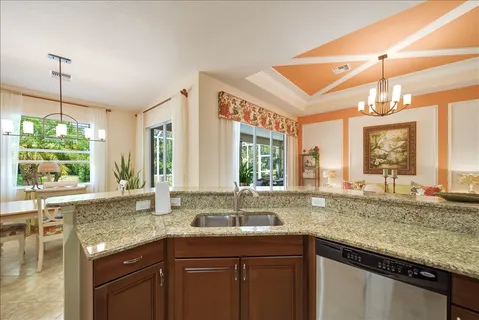 $430,000 | 4109 66th Terrace East, Sarasota, FL 34243