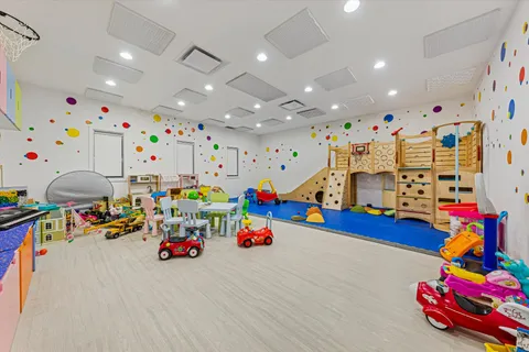 $594,900 | 1919 Madison Avenue, Unit 418 | Harlem