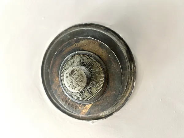 $1,200,000 | 457 West Fullerton Parkway, Unit 2W, Chicago, IL 60614