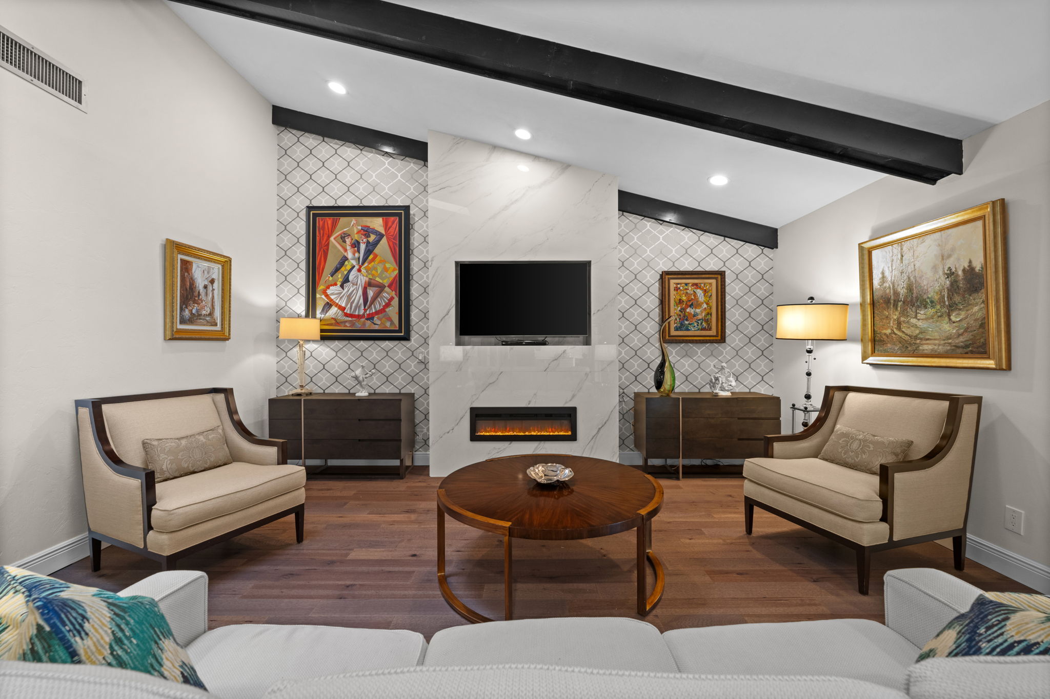 1960 Imperial Golf Course Boulevard Naples, FL 34110 - Photo 3 of 38