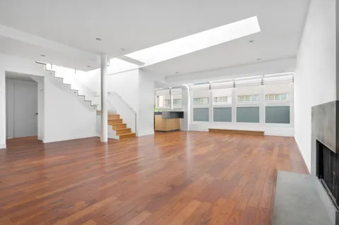 $3,850,000 | 52 Thomas Street, Unit PHB | TriBeCa