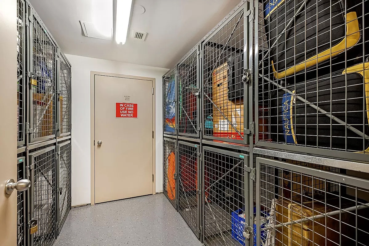 317 East 111th Street, Unit 2A Manhattan, NY 10029 - Photo 7 of 9
