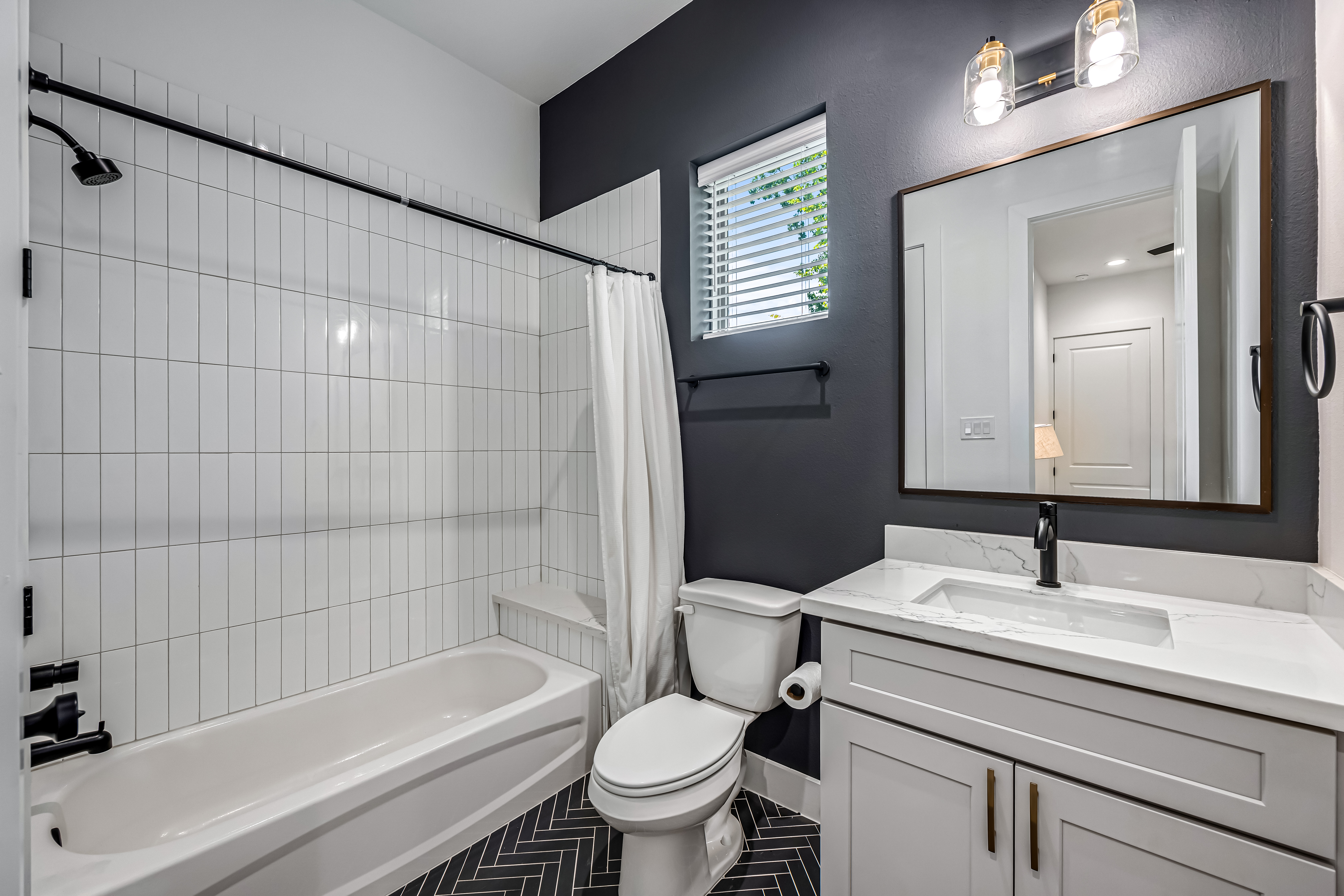 1508 Ryon Street, Unit B Houston, TX 77009 - Photo 6 of 31