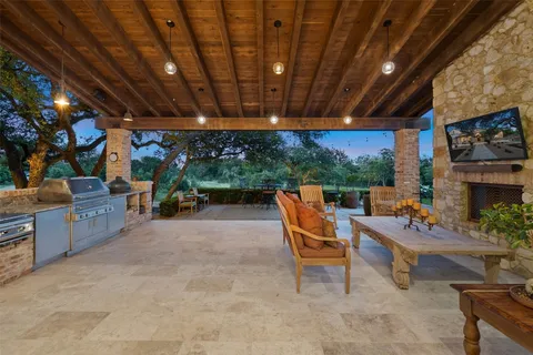 $6,999,000 | 418 Cattle Trail Drive, Dripping Springs, TX 78620