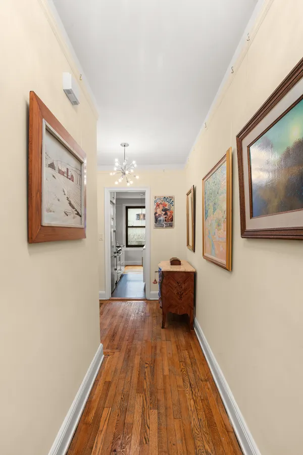 $750,000 | 205 East 69th Street, Unit 4G | Lenox Hill