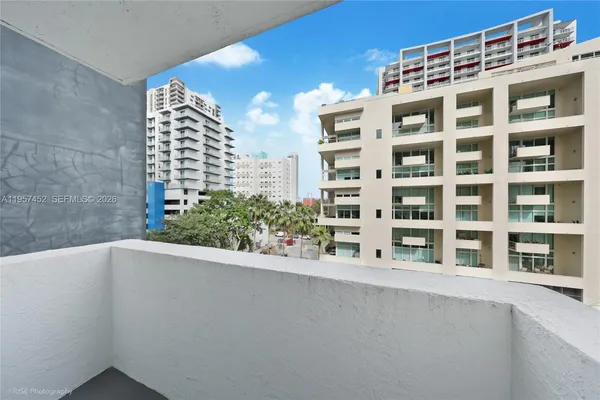 $339,000 | 115 Southwest 11th Street, Unit 505, Miami, FL 33130