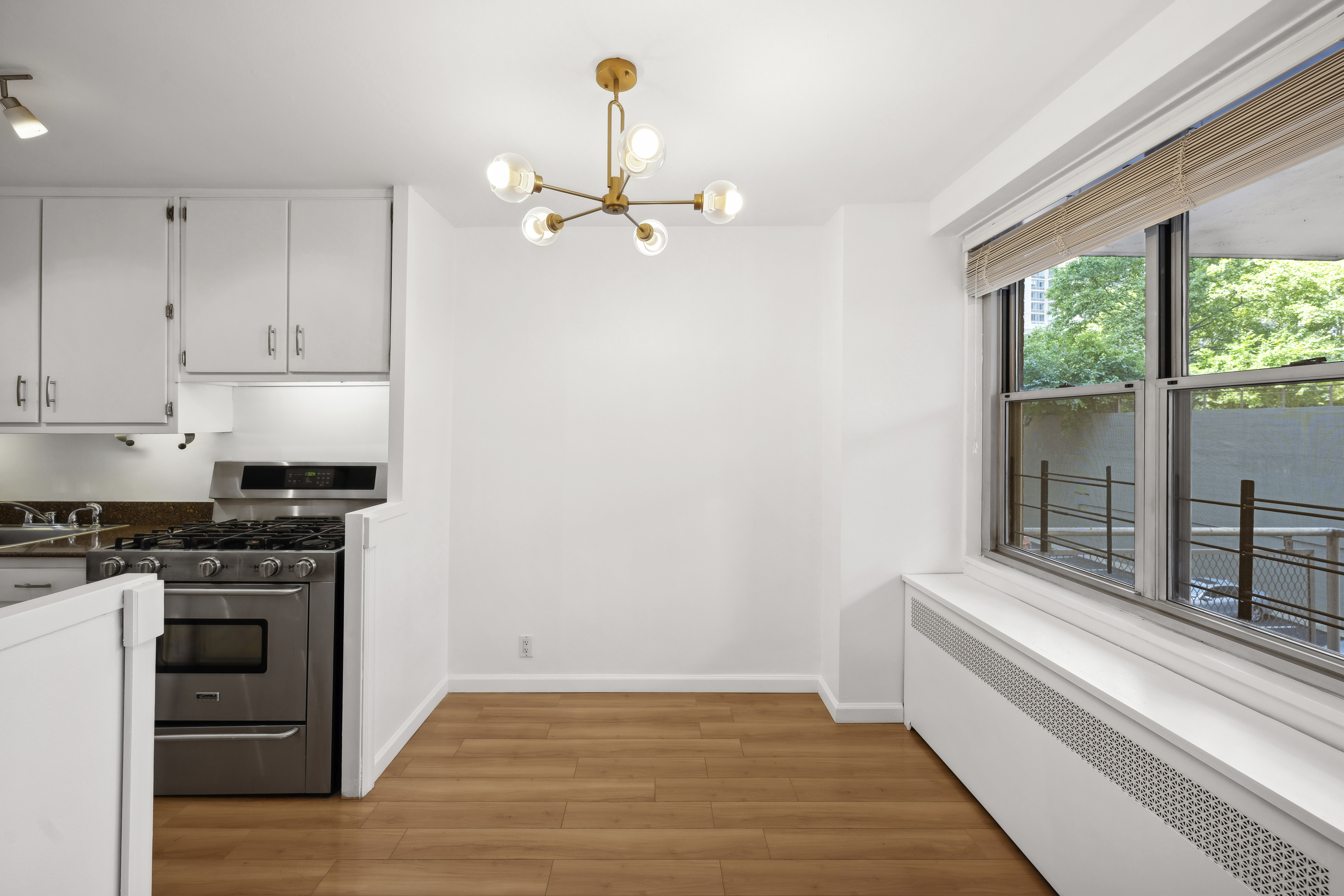 303 West 66th Street, Unit 2AE Manhattan, NY 10023 - Photo 7 of 15