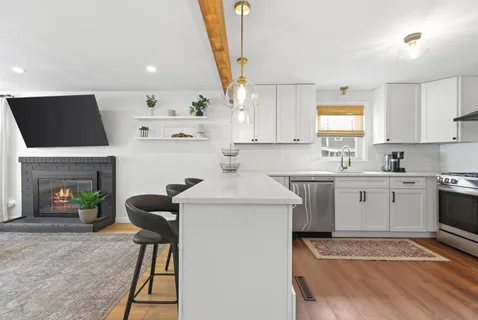 Contact Agent | 55 Thistle Street, Lynn, MA 01905
