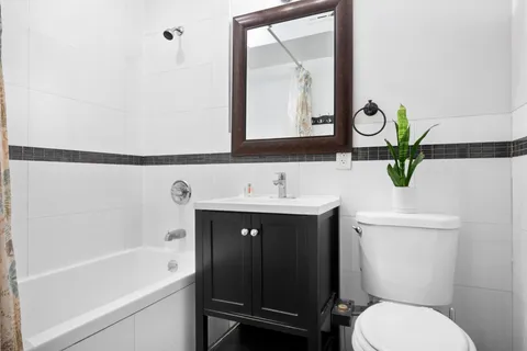 $1,900,000 | 431 Quincy Street | Bedford-Stuyvesant