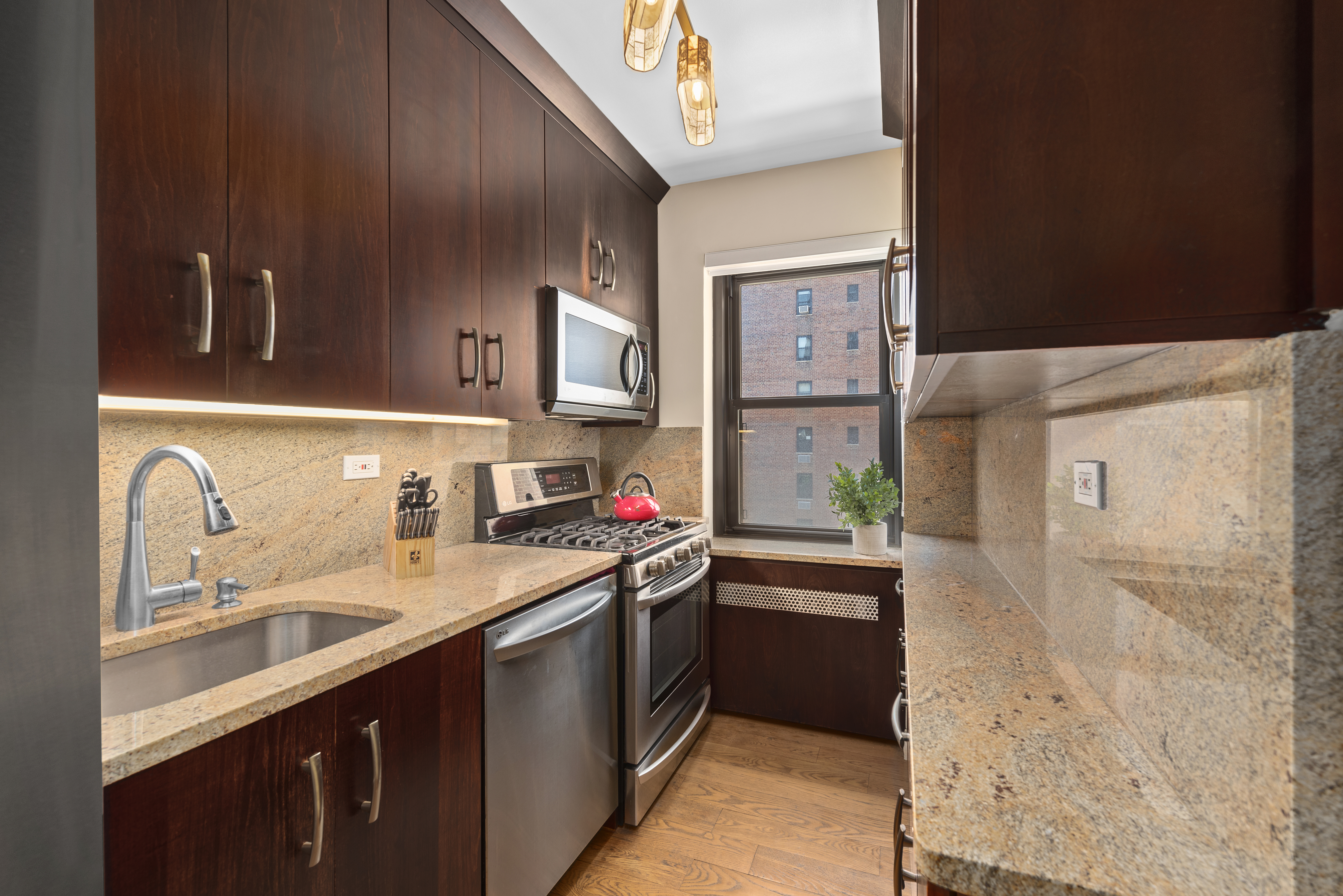 11 Riverside Drive, Unit 7FE Manhattan, NY 10023 - Photo 5 of 11