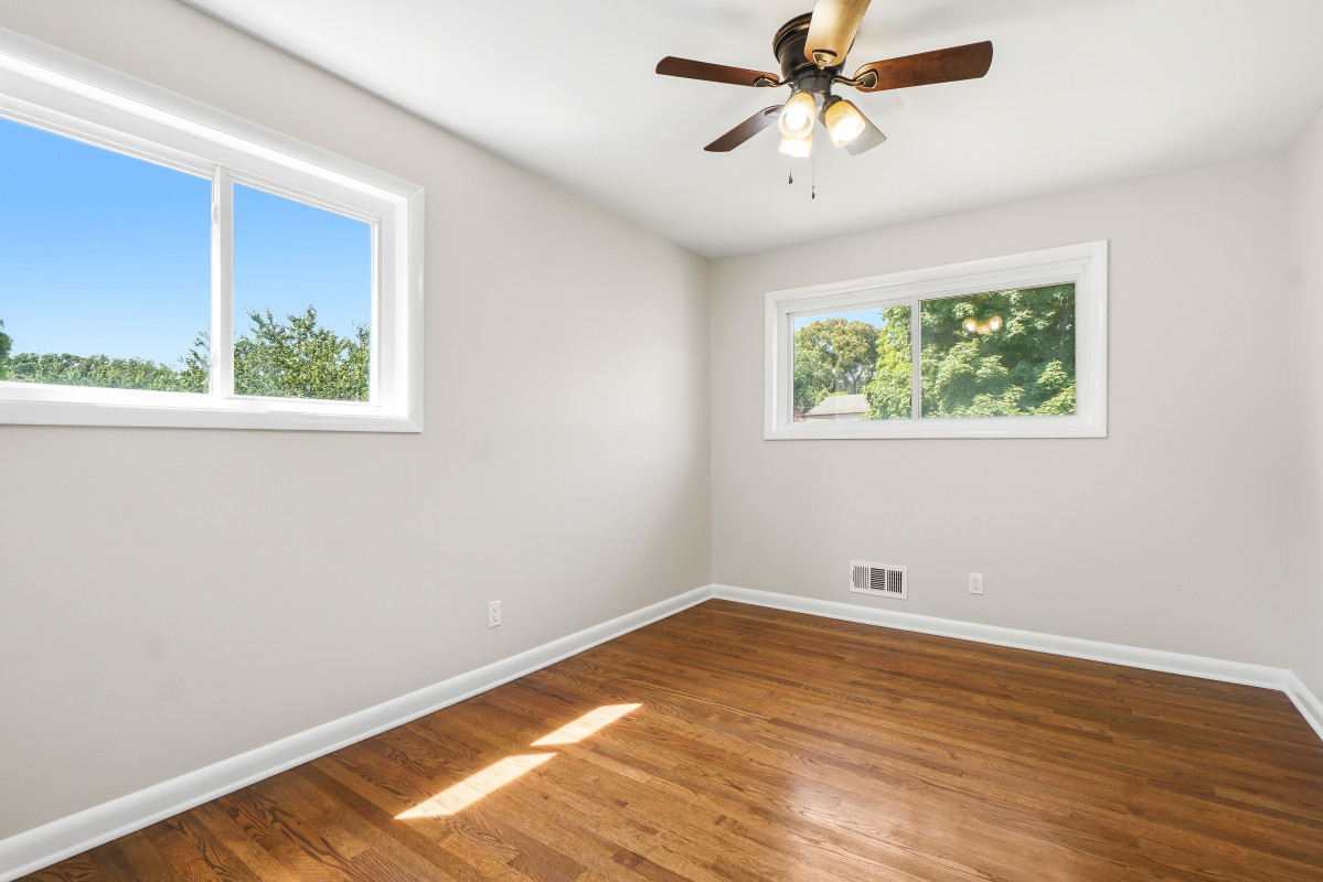 1446 Roxanna Road Northwest Washington, DC 20012 - Photo 15 of 32