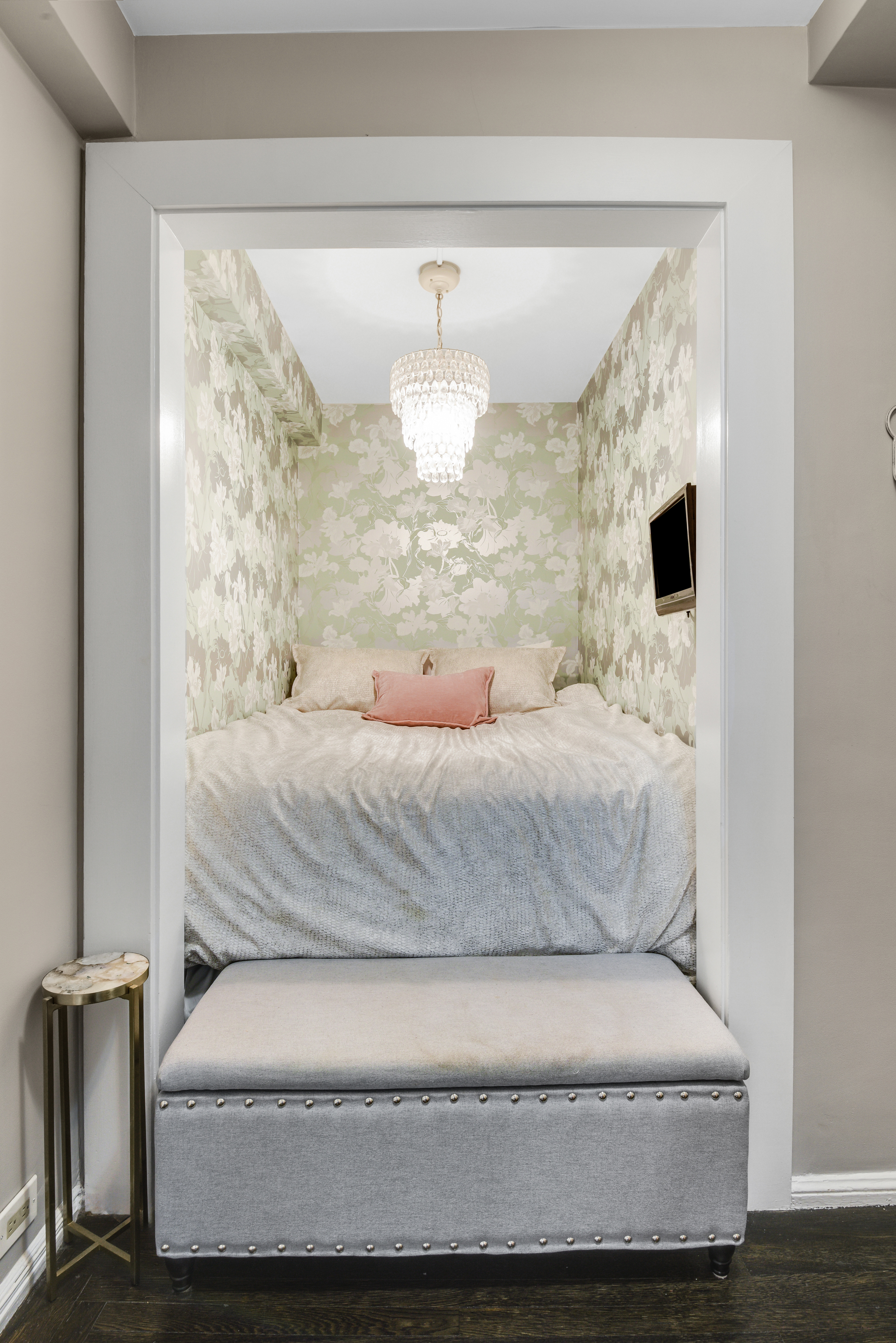 225 East 73rd Street, Unit 1A Manhattan, NY 10021 - Photo 7 of 13