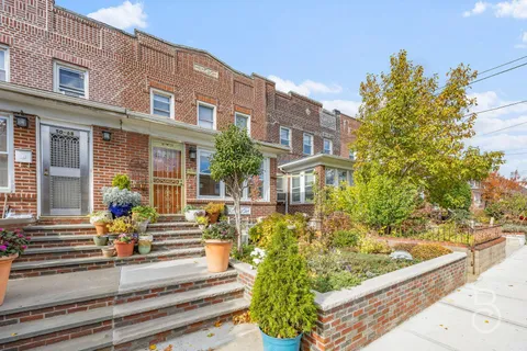 $1,100,000 | 50-66 46th Street | Sunnyside