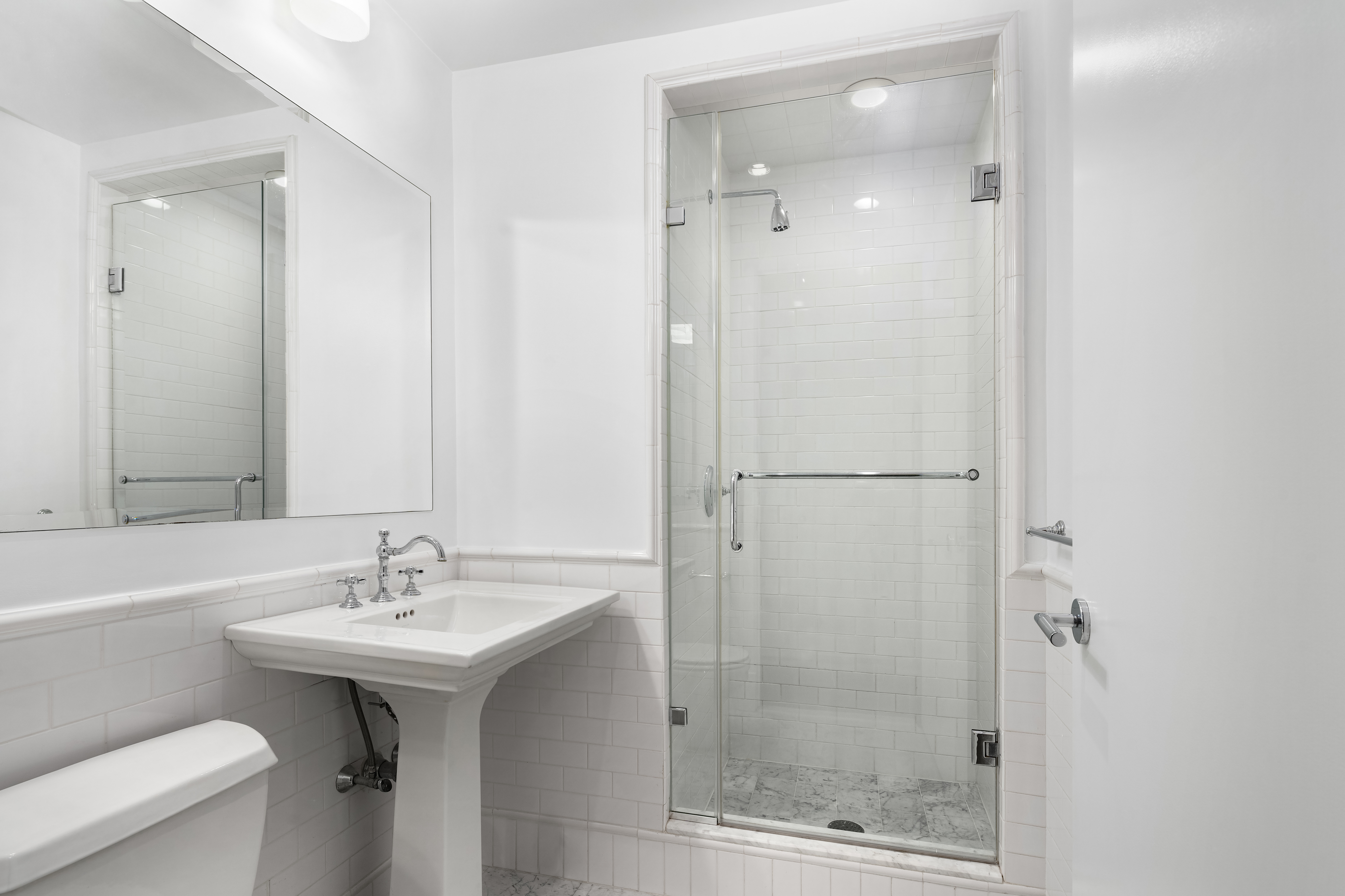 43 West 64th Street, Unit 6C Manhattan, NY 10023 - Photo 15 of 18