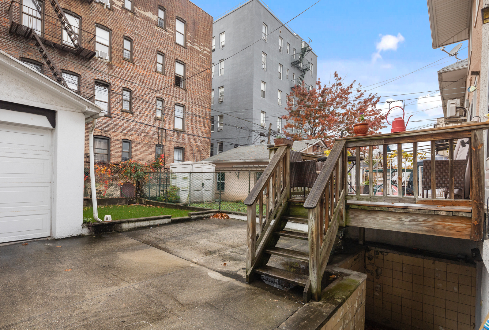 558 84th Street Brooklyn, NY 11209 - Photo 3 of 25 a view of a house with a park