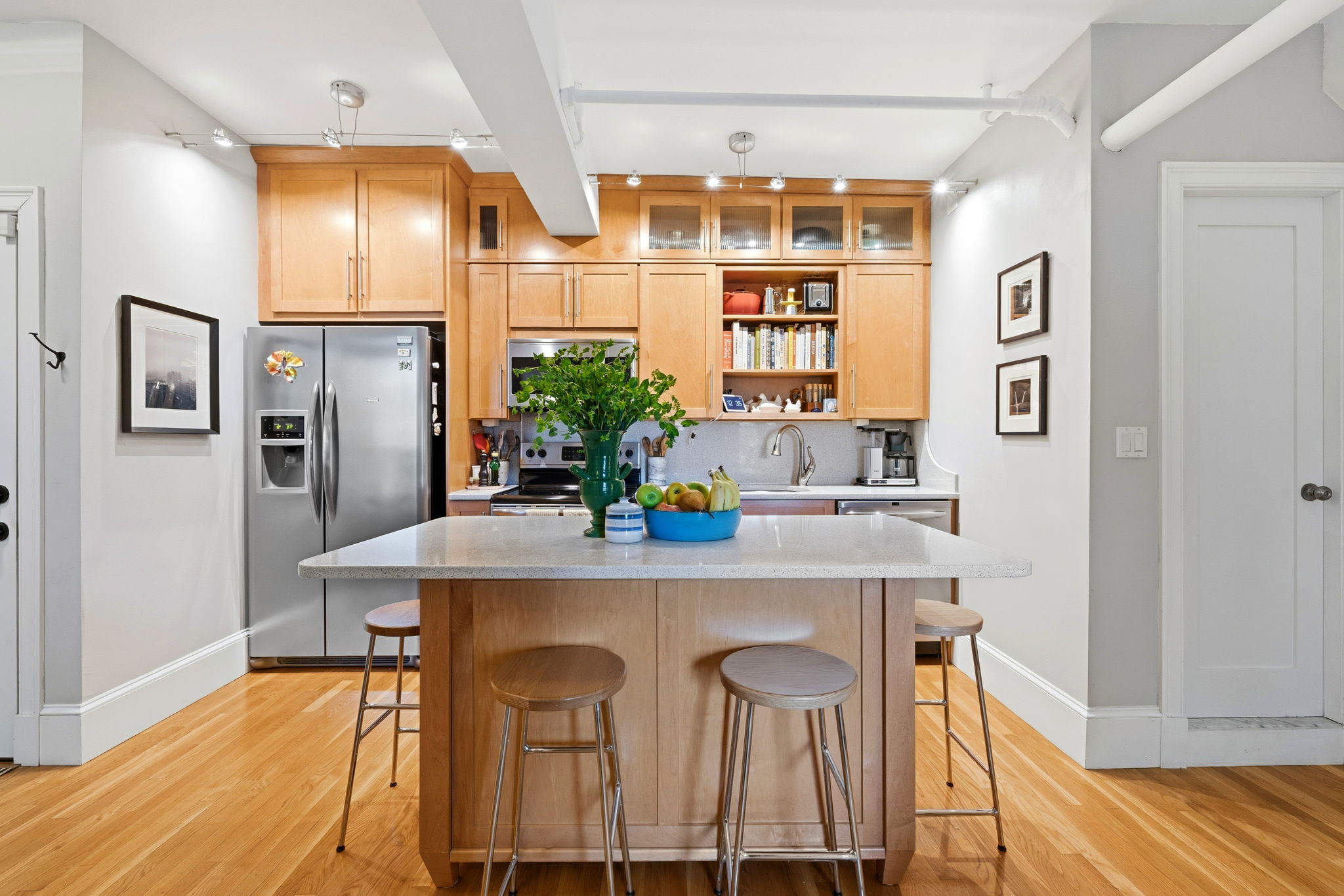 127 Winthrop Road, Unit 1A Brookline, MA 02445 - Photo 2 of 30