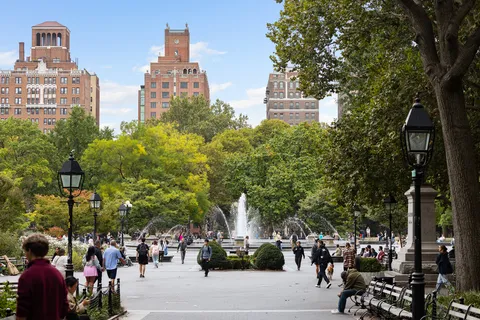 $1,175,000 | 11 5th Avenue, Unit 7S | Greenwich Village