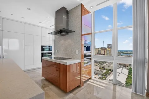 $2,100,000 | 550 Okeechobee Boulevard, Unit LPH23, West Palm Beach, FL 33401