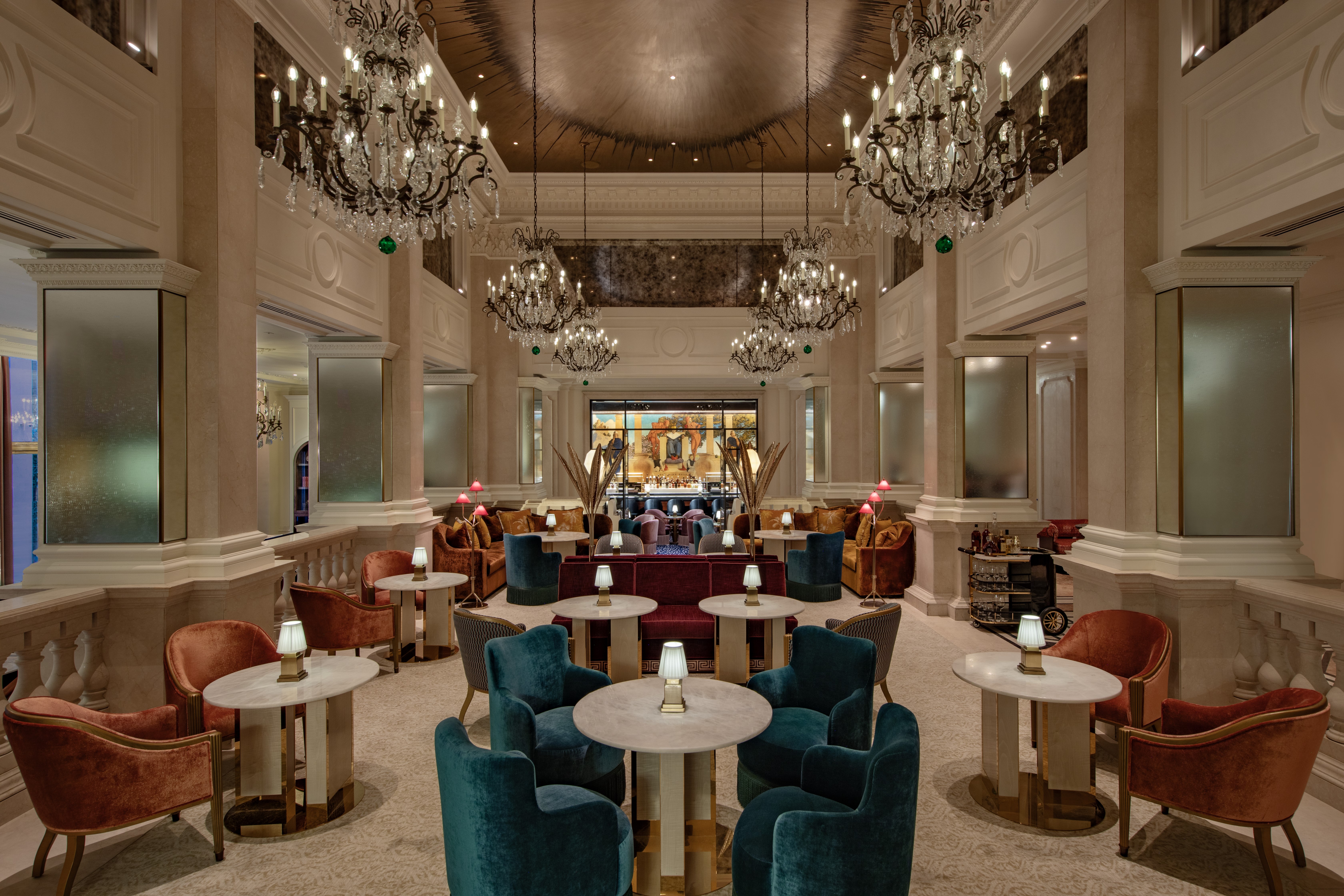 2 East 55th Street, Unit 808W38 Manhattan, NY 10022 - Photo 8 of 11 a room with gym equipment