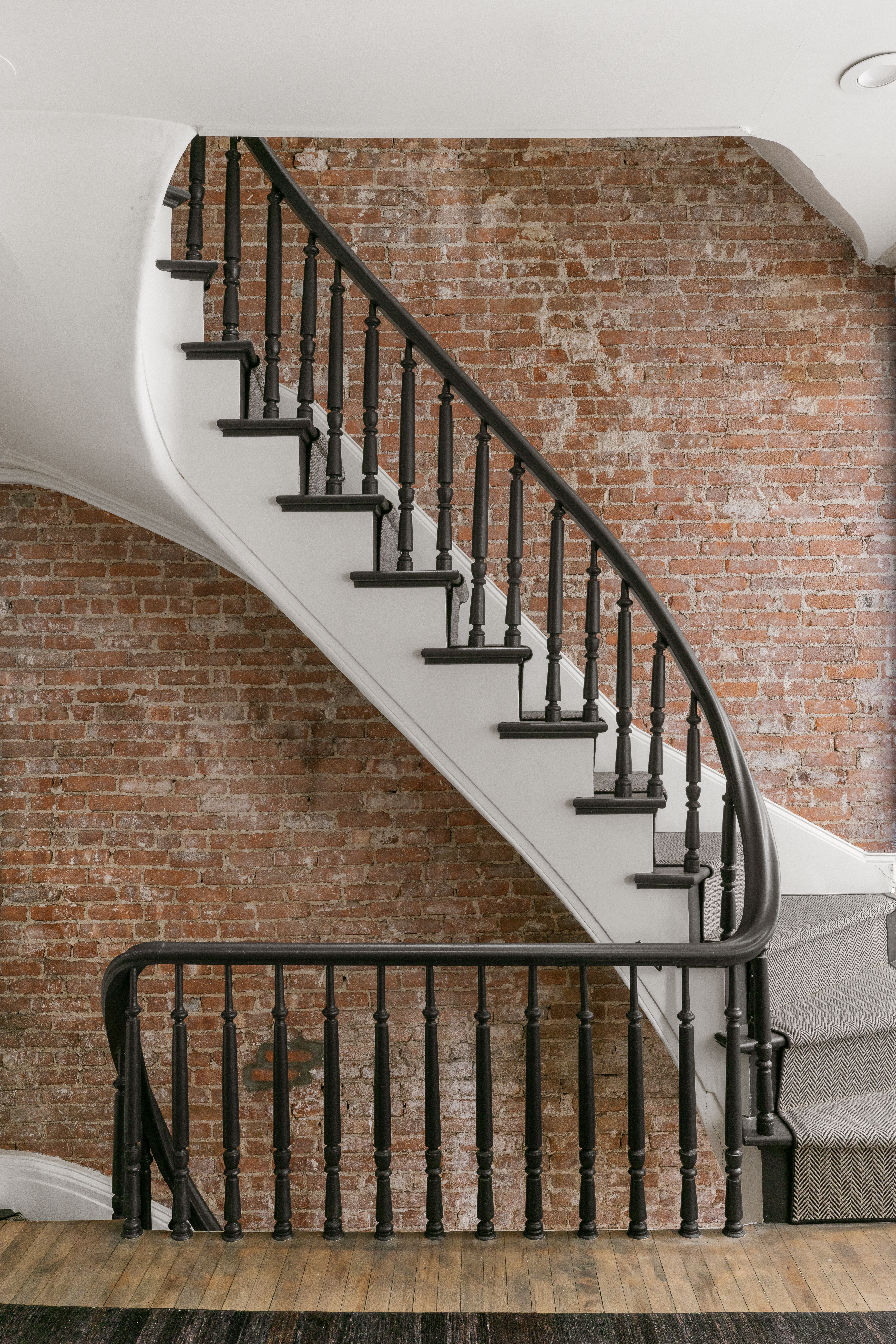 347 West 4th Street Manhattan, NY 10014 - Photo 18 of 22