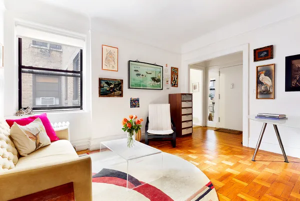 $4,300 | 135 West 16th Street, Unit 42 | Chelsea