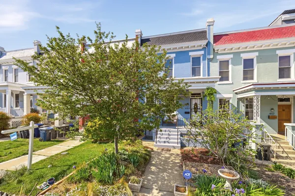 $835,000 | 459 Luray Place Northwest, Washington, DC 20010