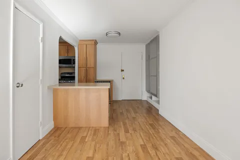 $499,000 | 85 Livingston Street, Unit 6F | Downtown Brooklyn
