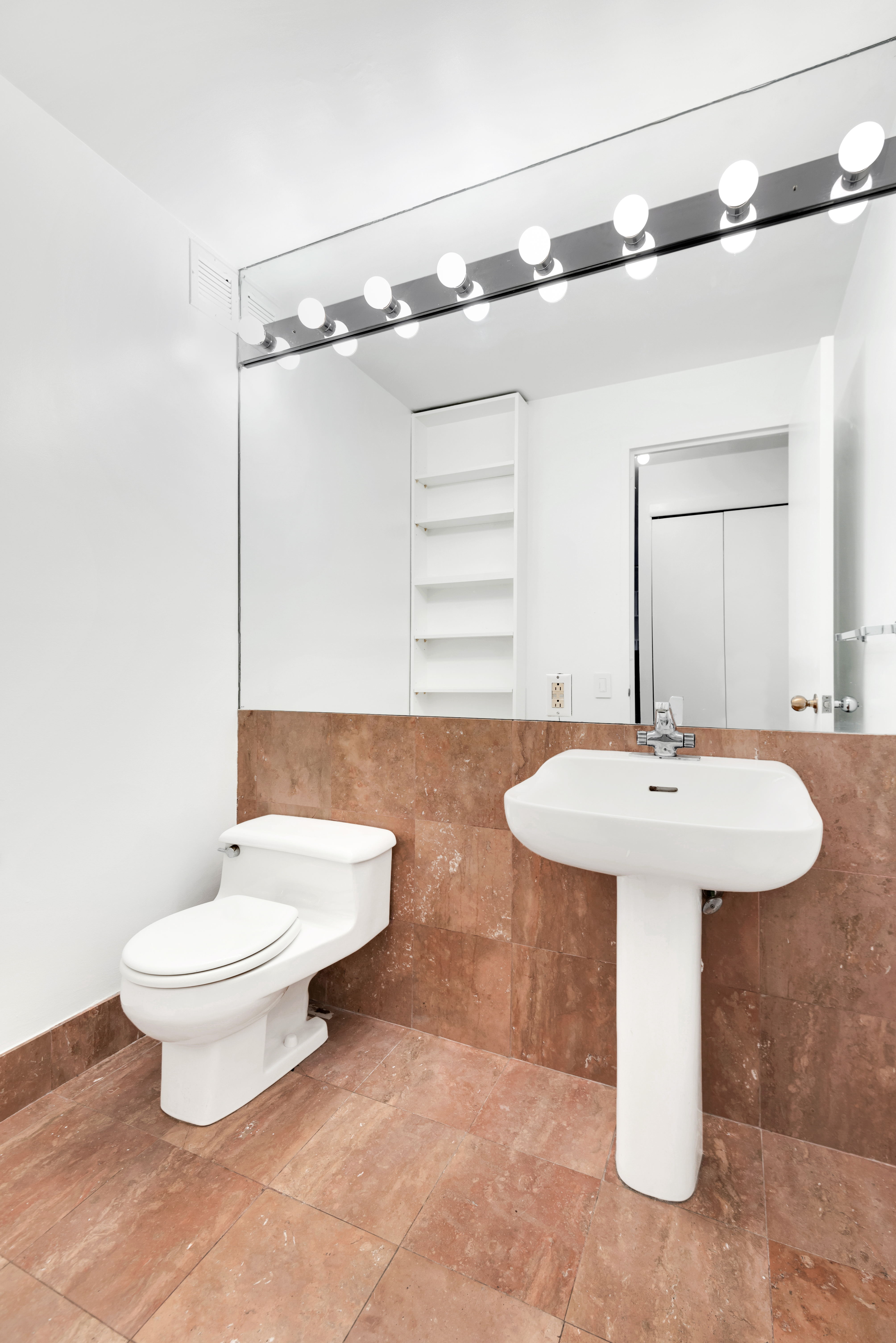 250 West 90th Street, Unit PH1B Manhattan, NY 10024 - Photo 12 of 16