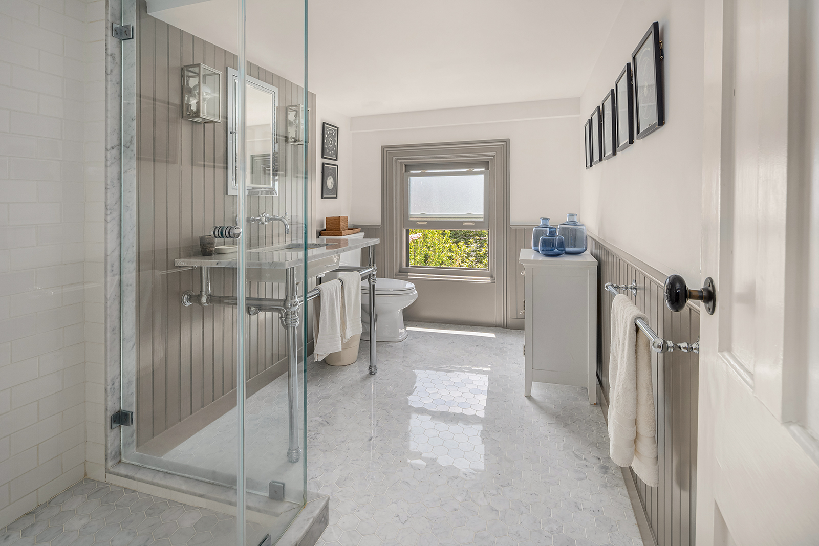 204 Warren Street Brooklyn, NY 11201 - Photo 14 of 29 a living room with furniture and a gate