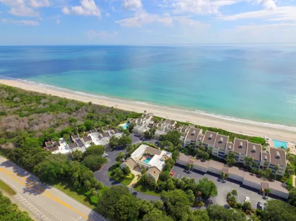 $2,400,000 | 8414 Poinciana Place, Unit 30, Vero Beach, FL 32963