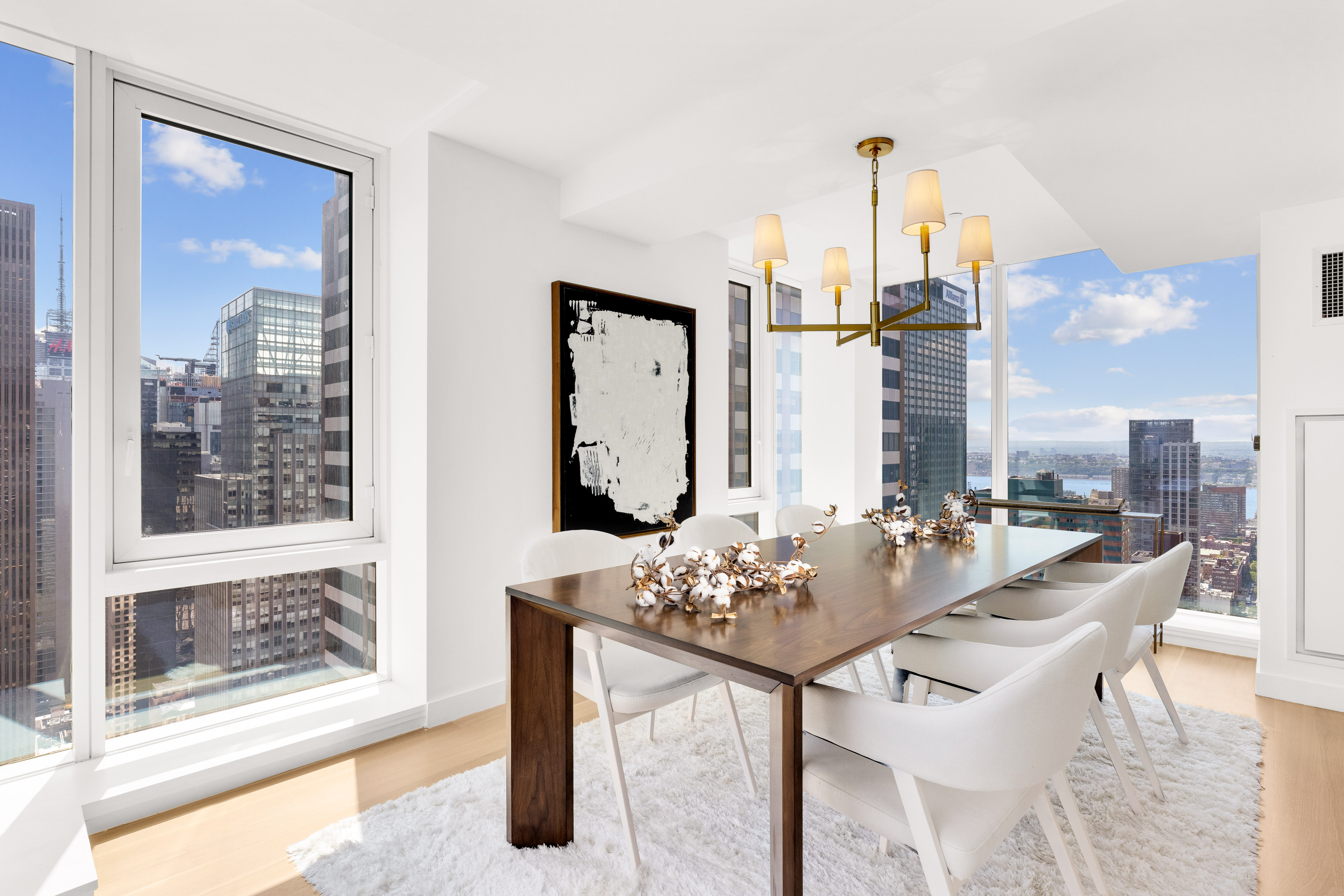 135 West 52nd Street, Unit PH2 Manhattan, NY 10019 - Photo 4 of 35