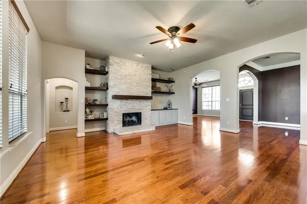 $525,000 | 14 Brook Hollow Lane, Trophy Club, TX 76262