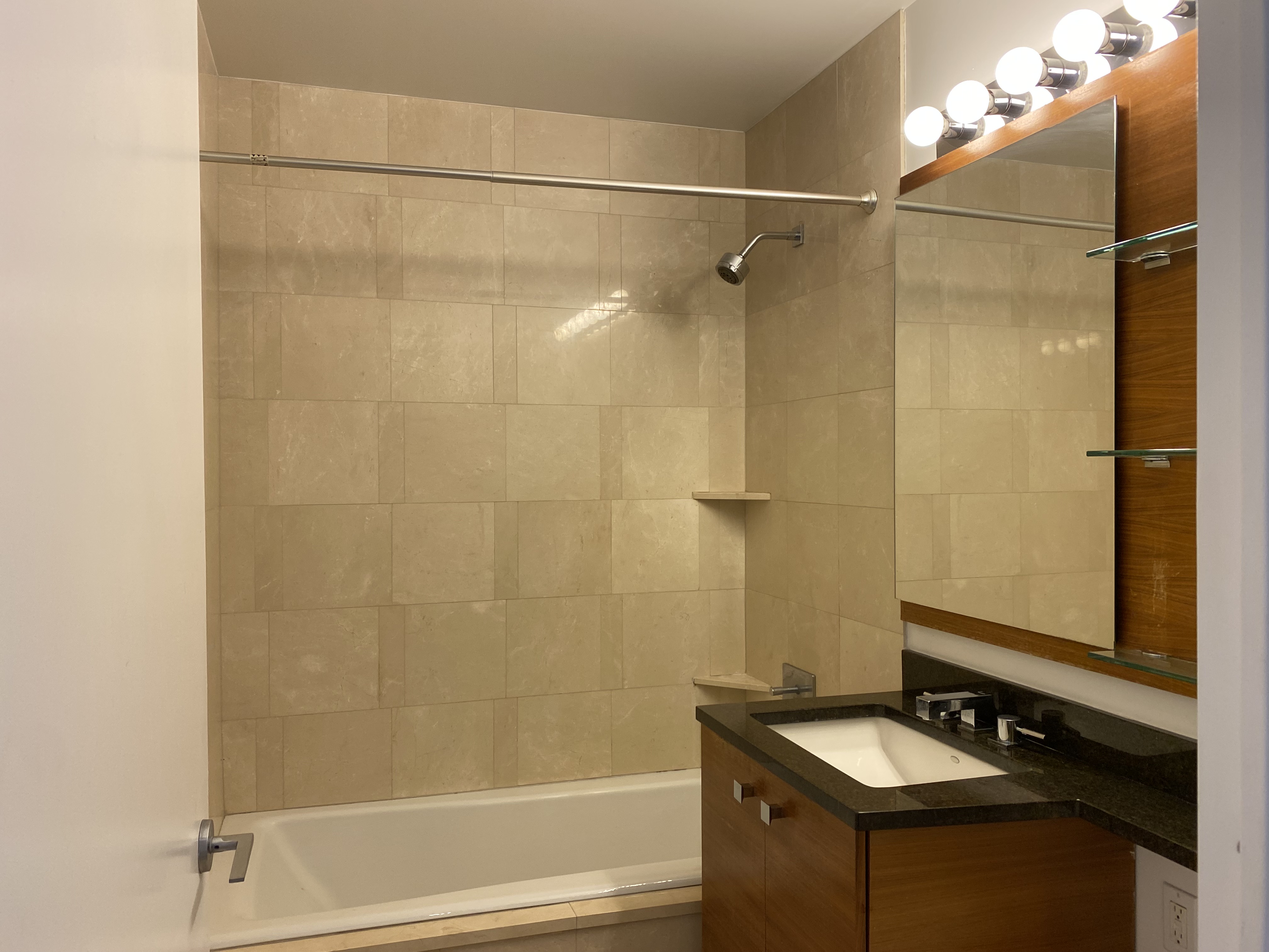 120 Riverside Boulevard, Unit 11U Manhattan, NY 10069 - Photo 6 of 10