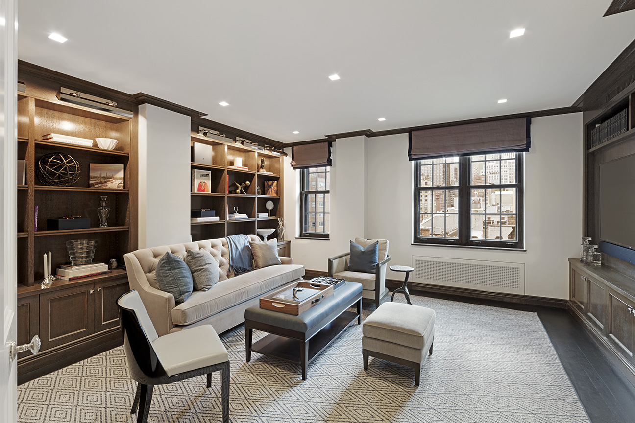 21 East 66th Street, Unit 7EW Manhattan, NY 10065 - Photo 18 of 40