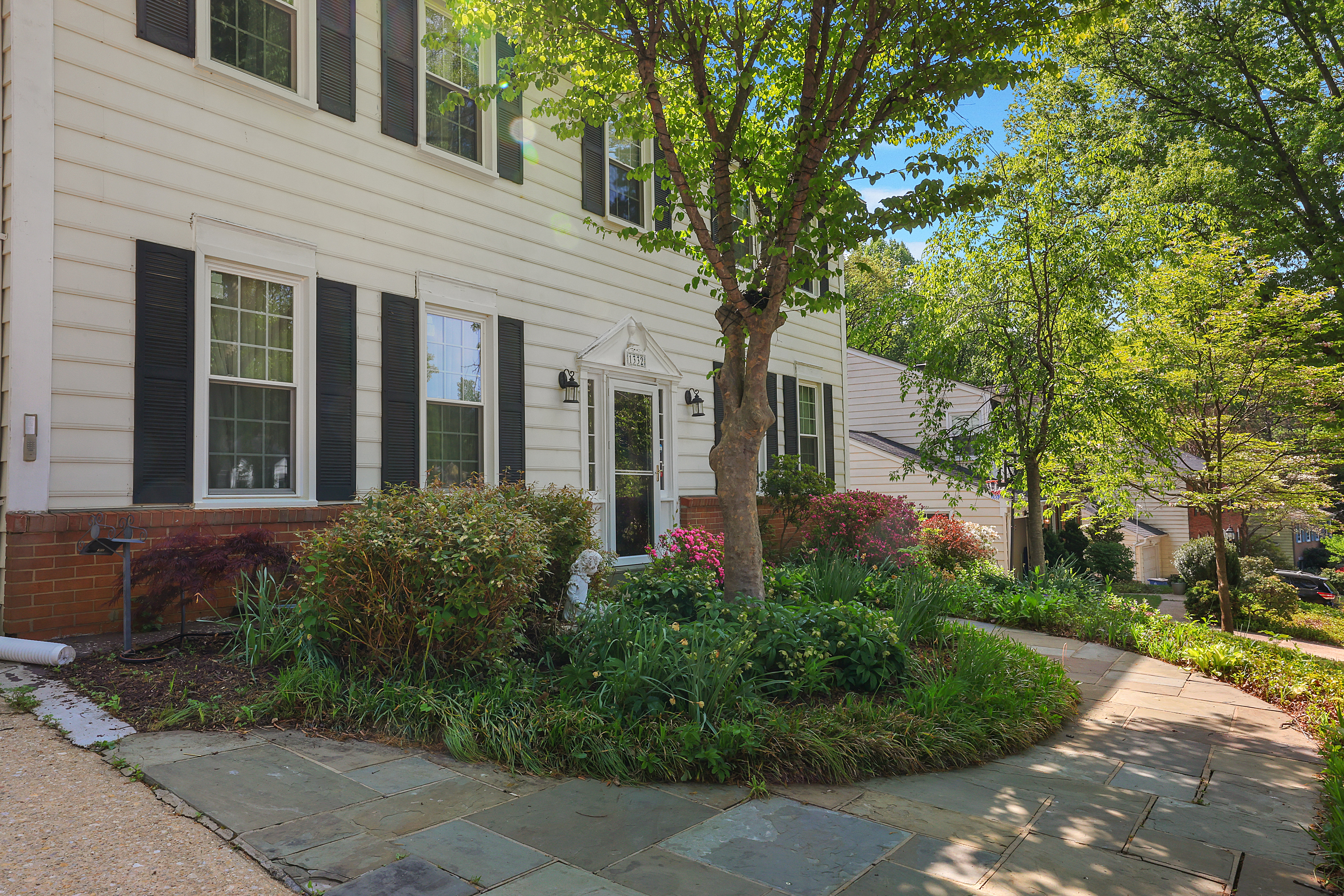 1332 Winding Waye Lane Silver Spring, MD 20902 - Photo 3 of 10