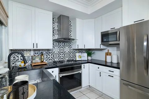 $985,000 | 11037 Caminito Vista Pacifica, San Diego, CA 92131