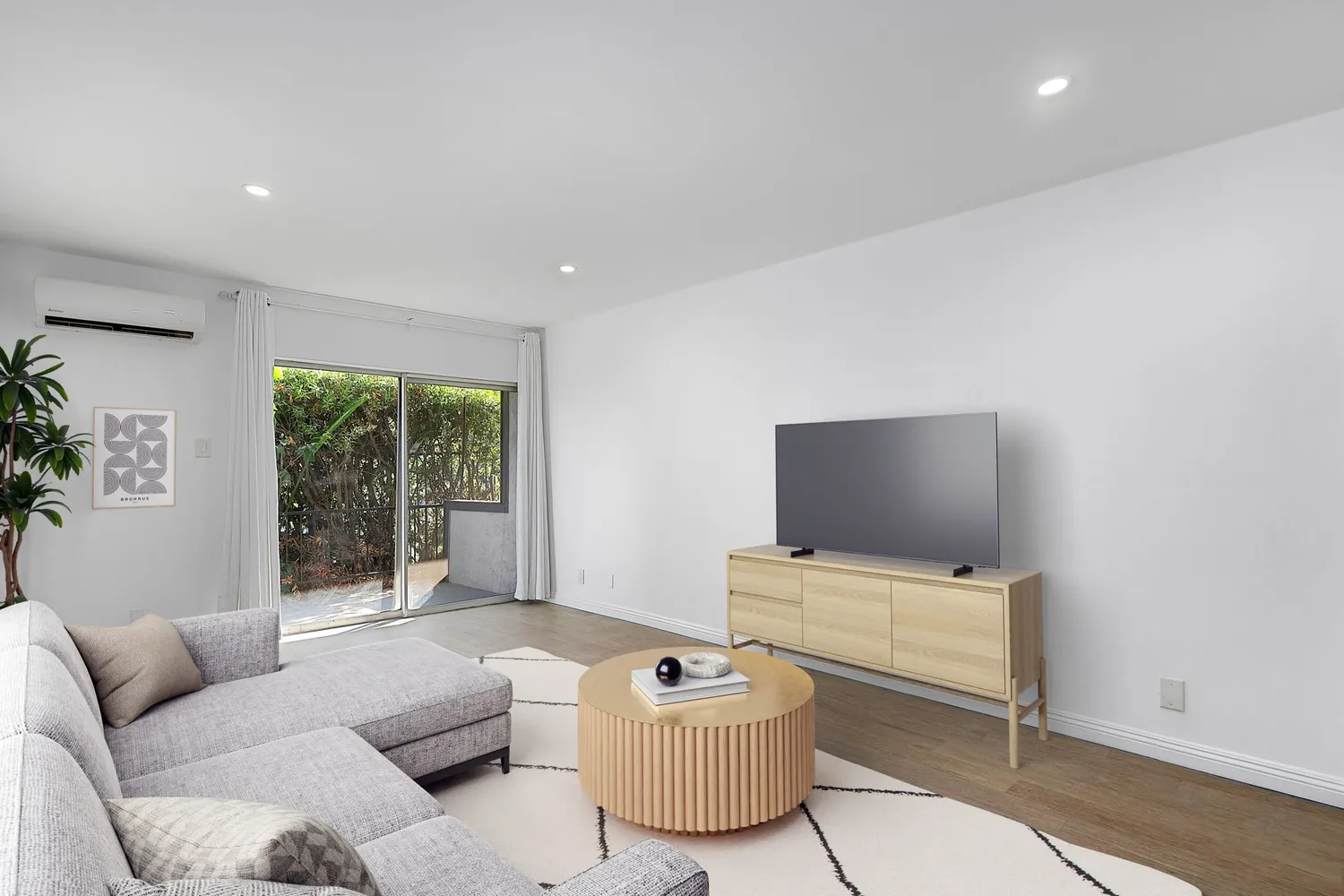 $299,000 | 4431 Don Ricardo Drive, Unit 23, Baldwin Hills, CA 90008