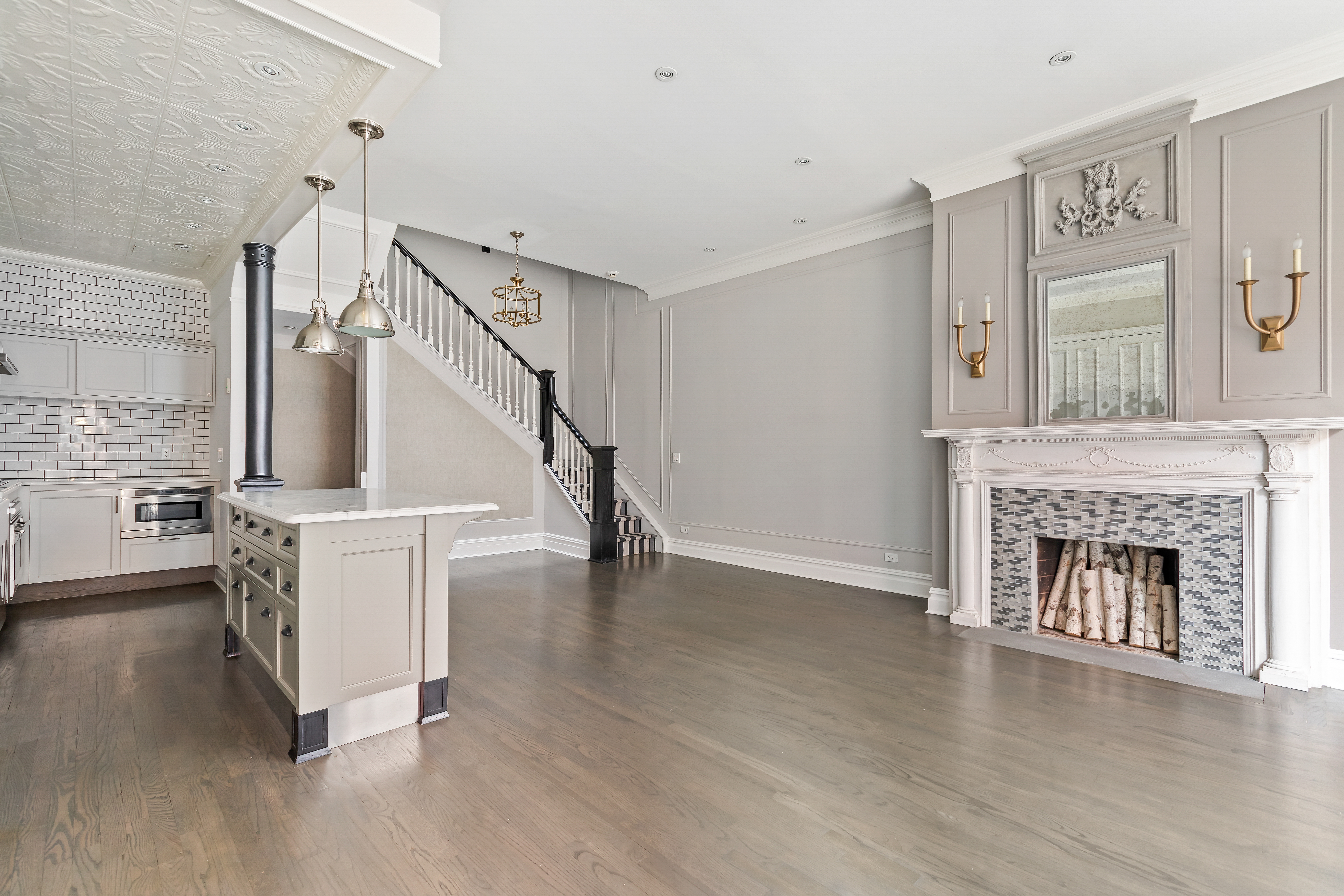 6 Greenwich Mews, Unit Undisclosed Manhattan, NY 10014 - Photo 6 of 23