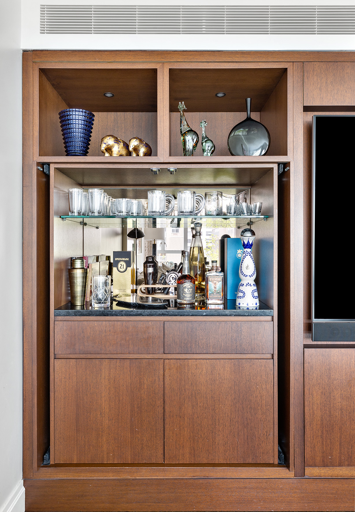 200 East 66th Street, Unit E707 Manhattan, NY 10065 - Photo 5 of 21