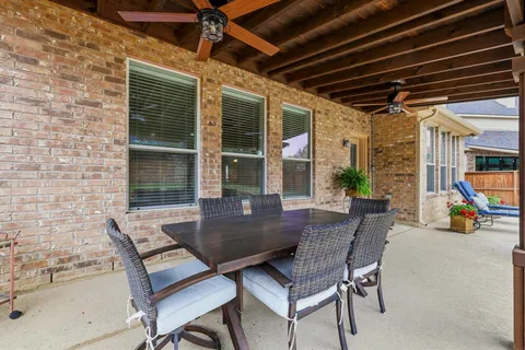 $700,000 | 8321 Marsh Street, Lantana, TX 76226