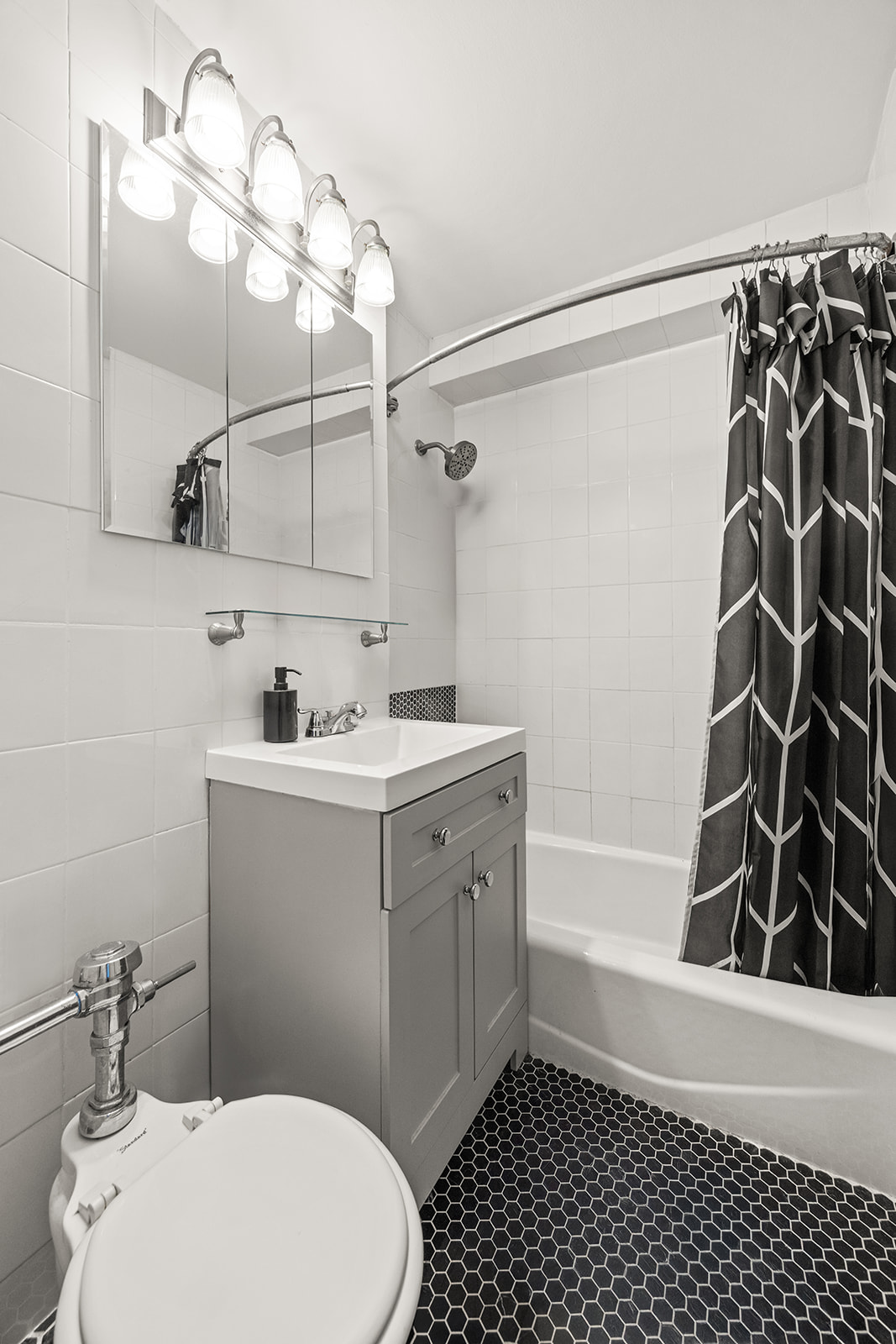 336 East 50th Street, Unit 5A Manhattan, NY 10022 - Photo 7 of 9