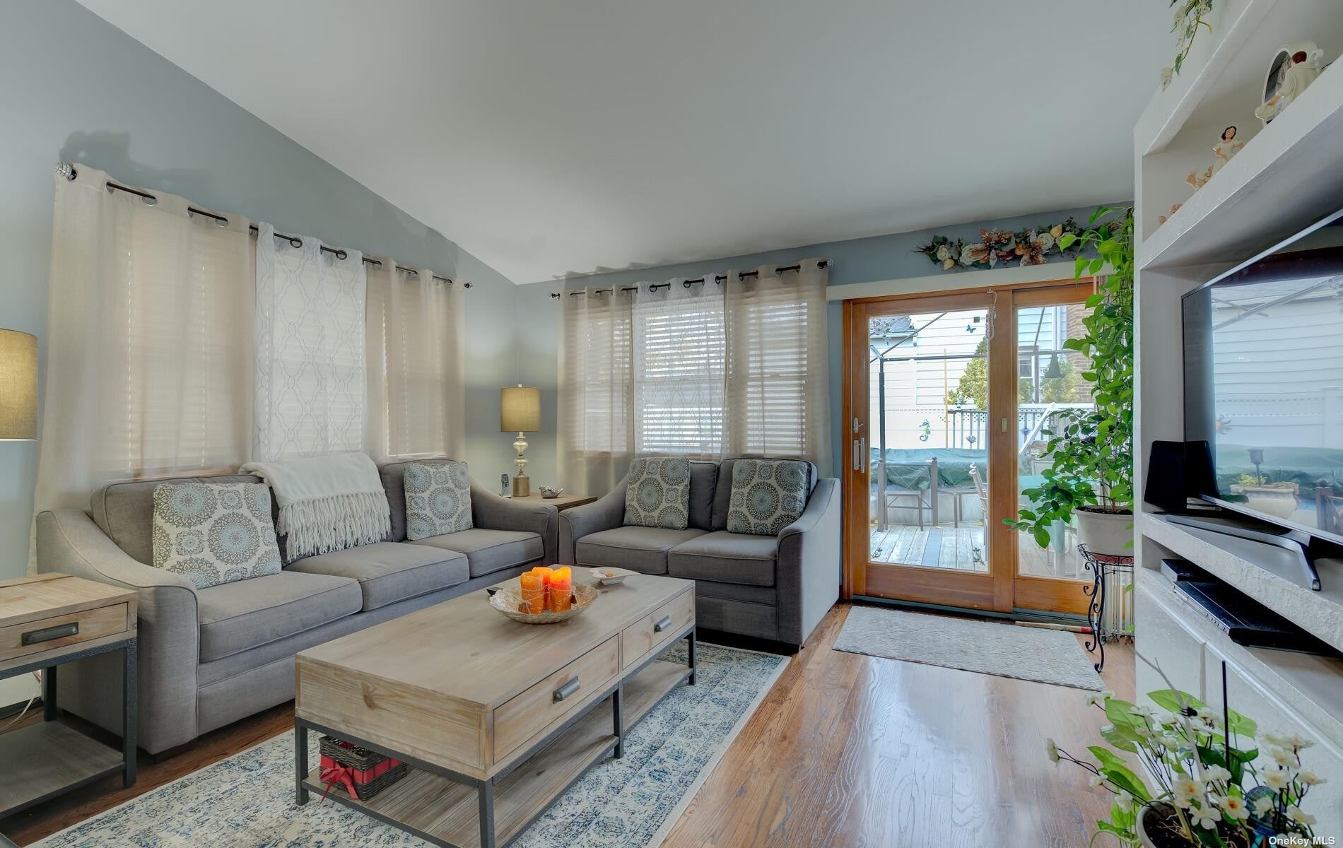 85-08 247th Street Queens, NY 11426 - Photo 13 of 30